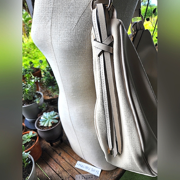 Shoulder bag - Picture 2 of 5